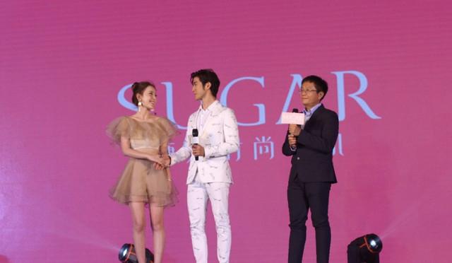 SUGAR糖果时尚手机F7发布 售价1999元