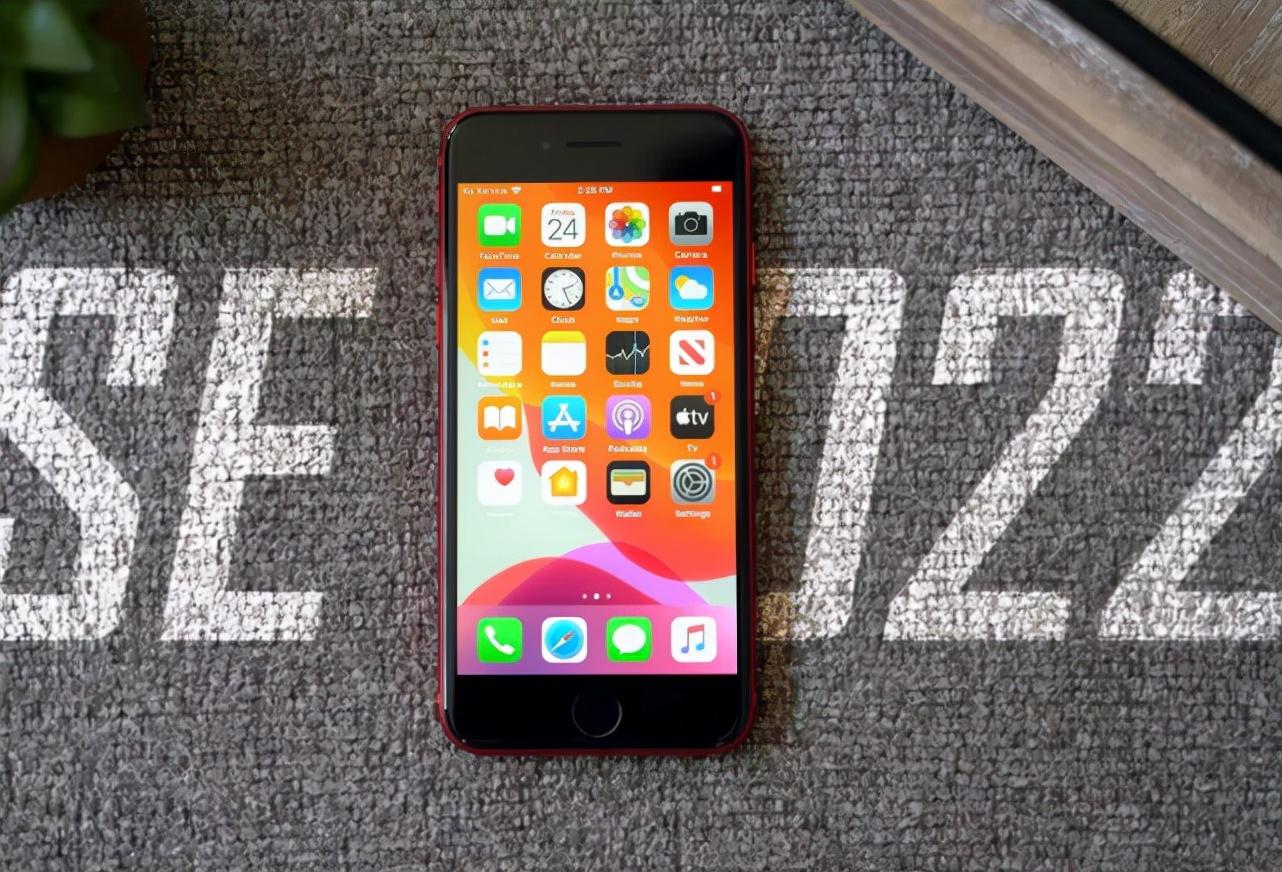 iPhone SE3:只是升级A15,却敢卖3499元?我有几句话要说