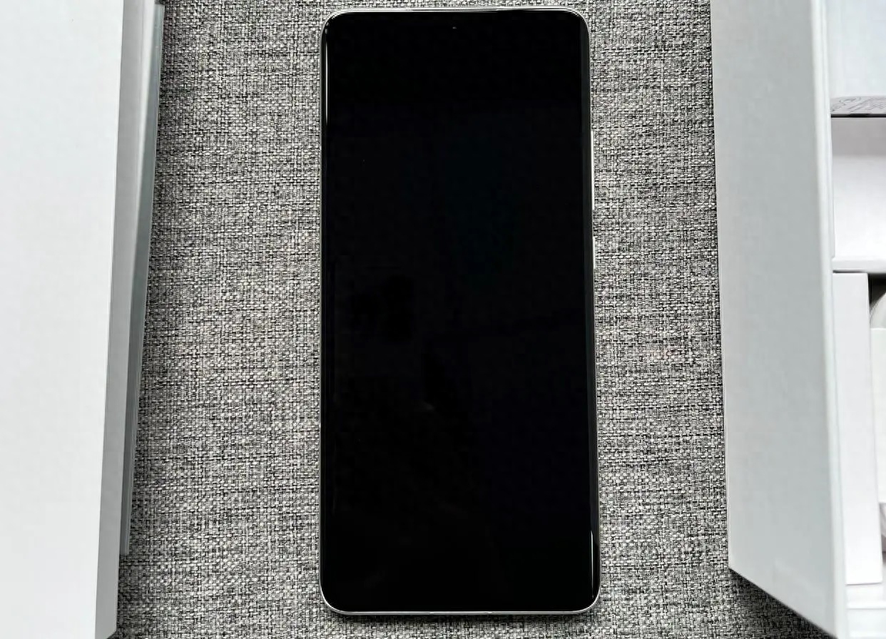 小屏大能量!这三款小屏手机超高性价比,手感惊艳