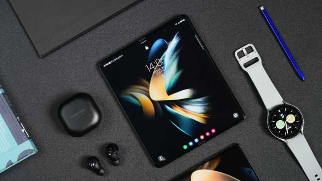 三星 Galaxy Z Fold4：竞争日益激烈下，它还是折叠屏最优选吗？