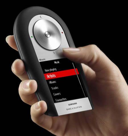 三星F310手机,当年和BO联合打造的音乐手机