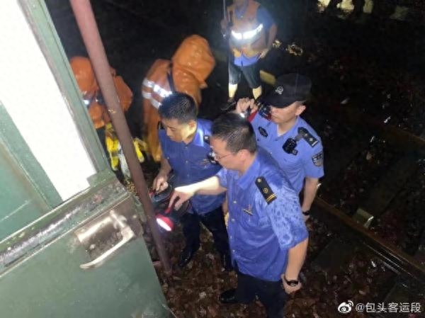 暴雨中遇险半年后,K599踏上新春旅程……