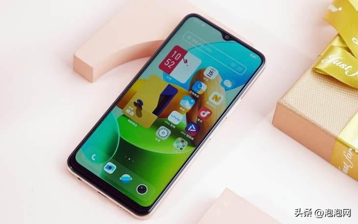vivo Y35评测：长续航大内存 更好用的千元实力派