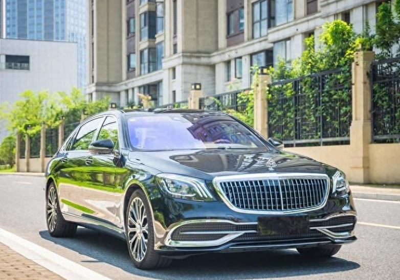 迈巴赫S级:试驾S 450 4MTIC 典藏版,车长超5米4配3.0T双涡轮引擎