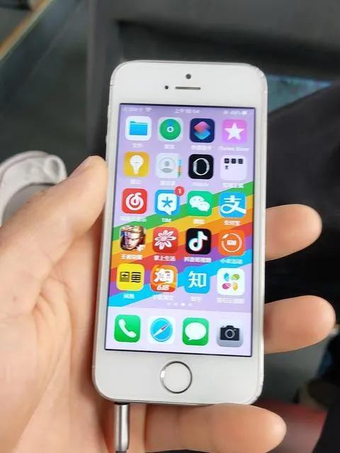 2022年iPhone se第一代还值得入手吗？