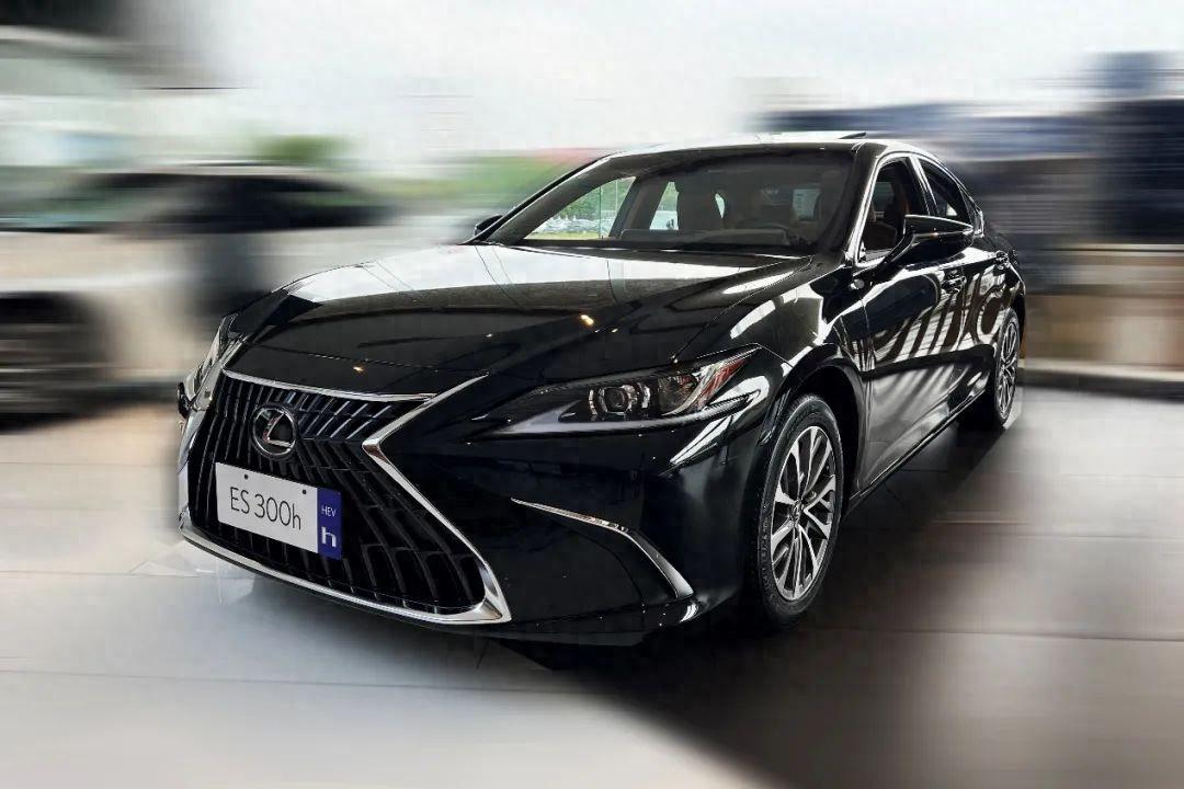 30万内豪华轿车之选,雷克萨斯ES行情大曝光