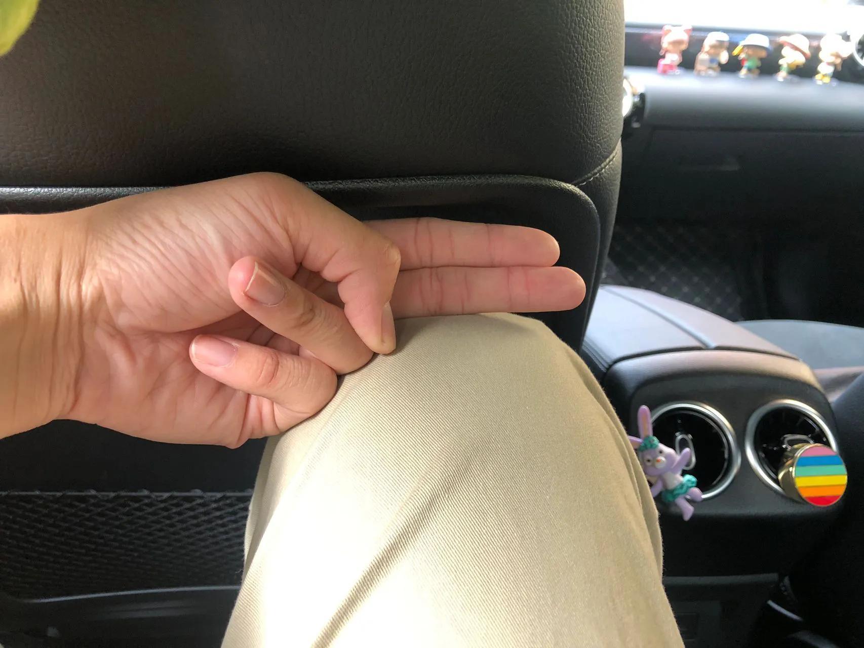 奔驰 A200L，两千公里用车体验，整体90 分，日常驾驶常用功能都用