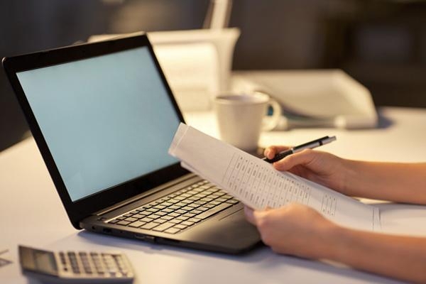 老电脑卡顿不要扔,教你这几招让它和新电脑还流畅!