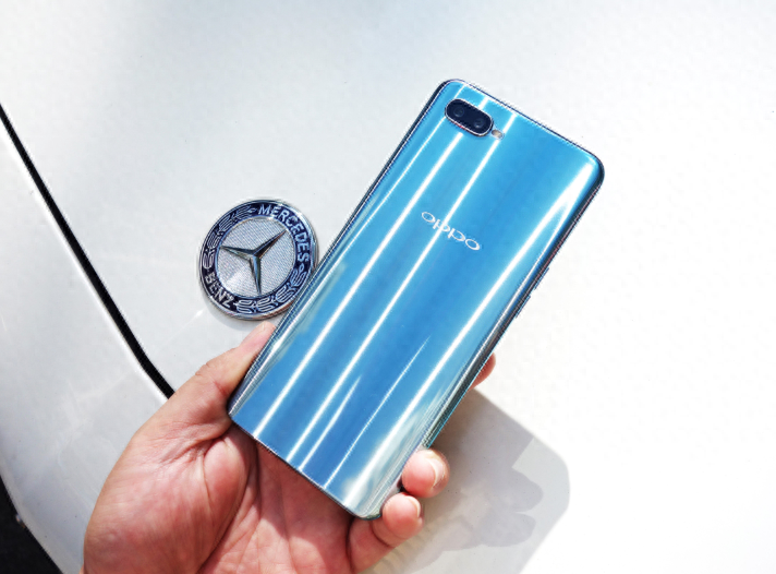 OPPO R15x评测：集颜值与实力一身，中端机中的战斗机