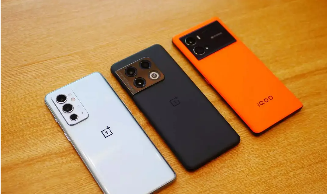 买手机ViVO、华为 、OPPO、 小米应该怎么选？不吹不黑，聊聊心里话