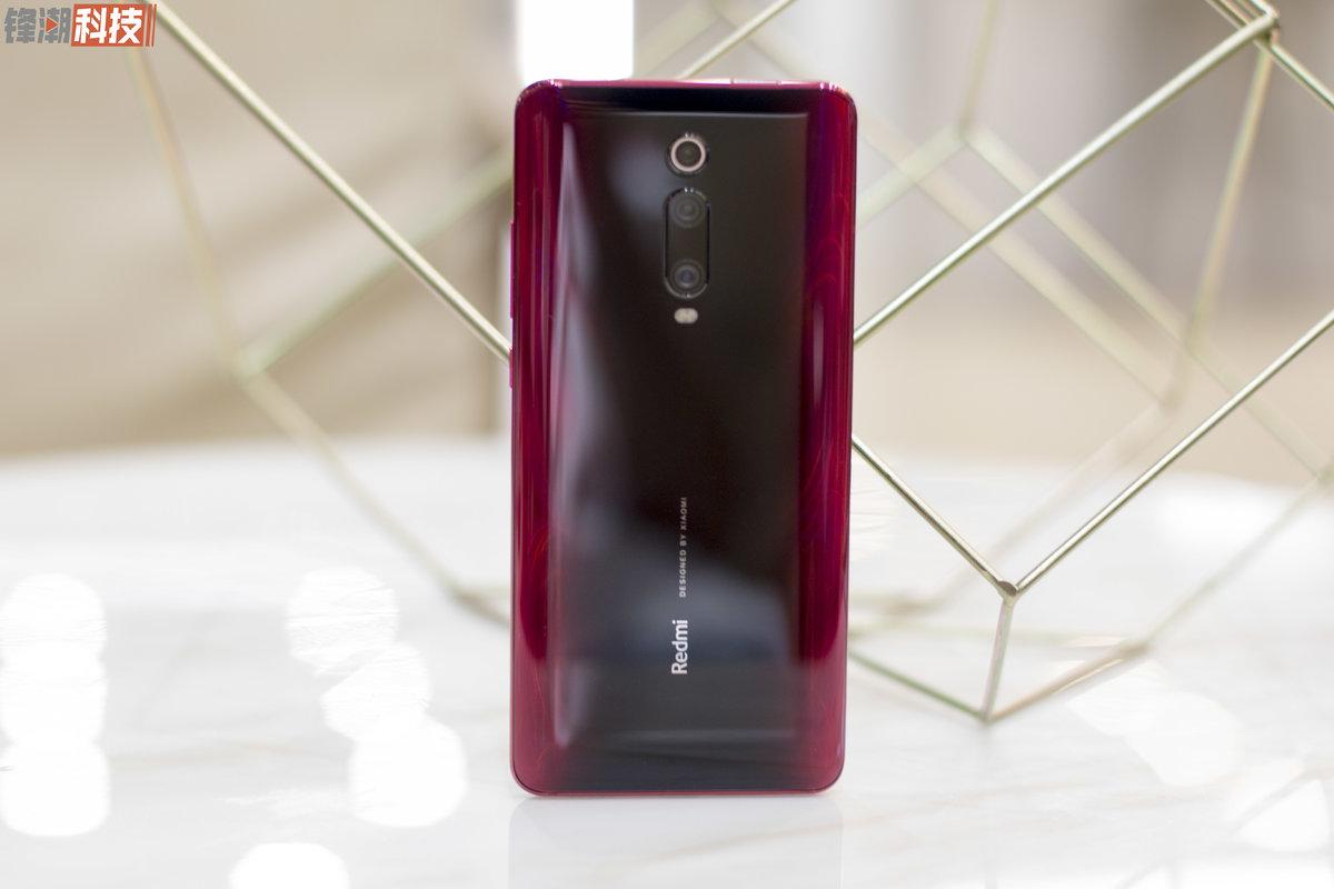 它的对手不是别人，就是小米9 SE！Redmi K20详细体验