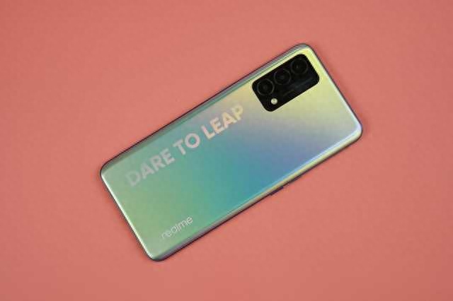 realme 真我Q3 Pro狂欢版评测 幻彩流动一见倾心