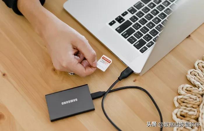 sd卡无法格式化？sd卡数据丢失了怎么办？