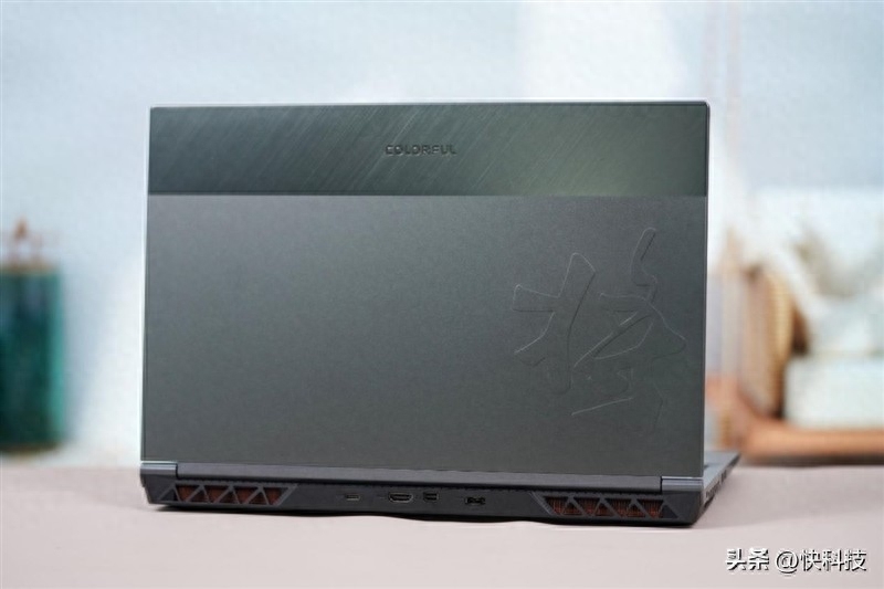 同价位最香4060游戏本！七彩虹将星X15 AT 23H2评测：160W性能释放