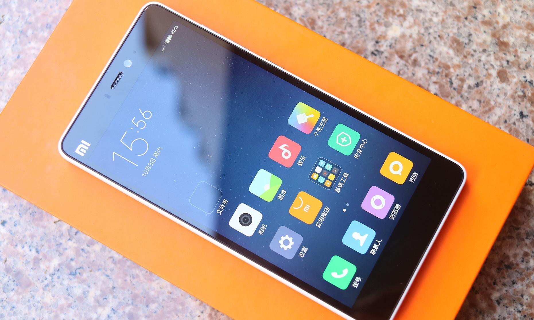 小米手机 4c 评测：明明是次旗舰，却要委身于千元机！