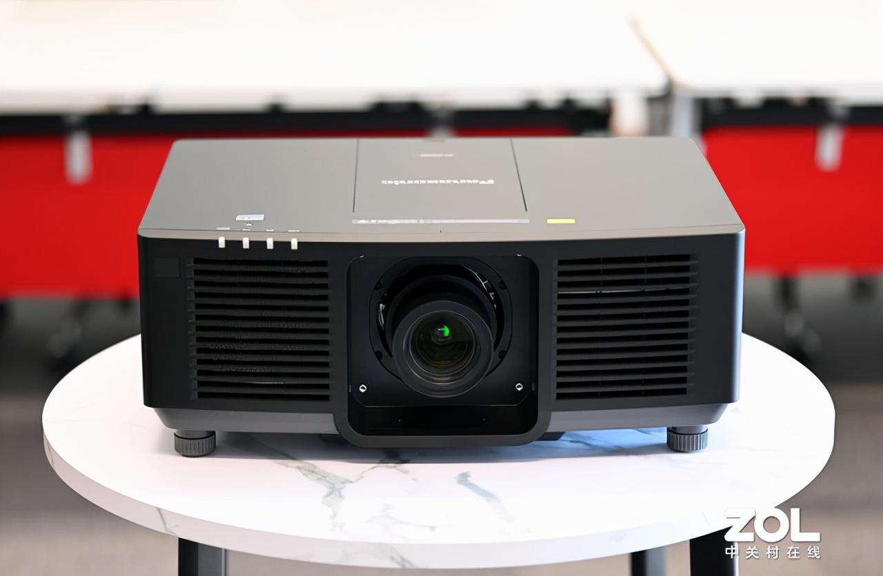 黑科技了解一下!松下激光液晶工程投影机评测