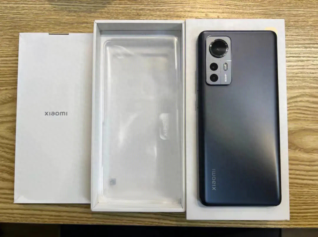 堪称最保值的小米手机!2年居然还卖2000元!配置只有骁龙870