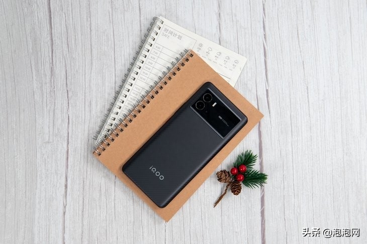 iQOO 9评测:再无短板的直屏电竞旗舰