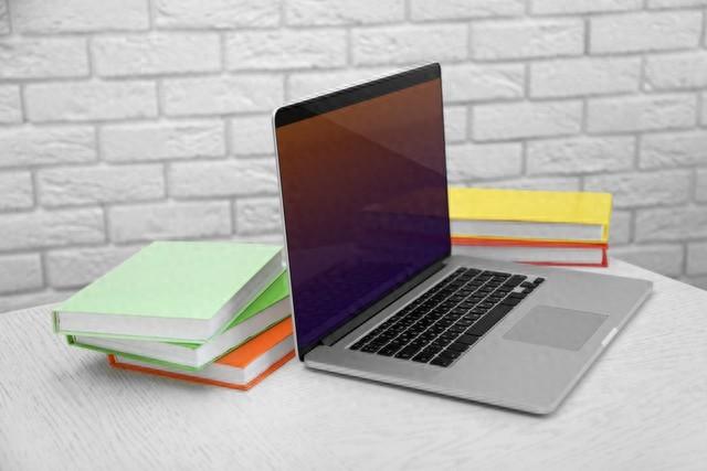 前十名笔记本电脑排行榜