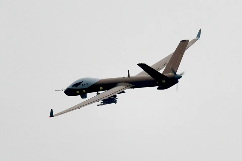 自主研制!无人机“国家队”惊艳亮相