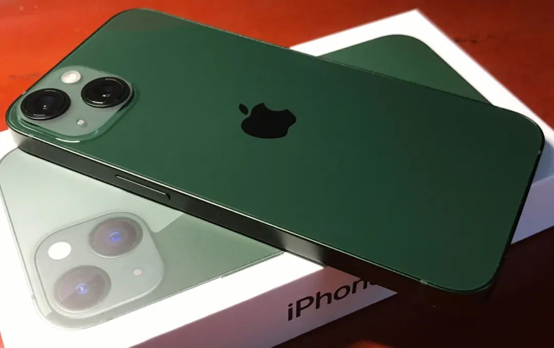 价格相差600，iPhone 14和iPhone 13谁更值得购买？