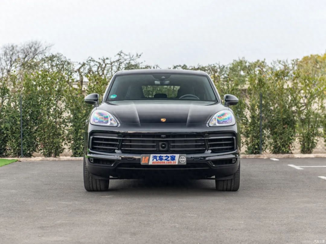 2022款保时捷Cayenne铂金版:不是对你没感觉,是你没开保时捷