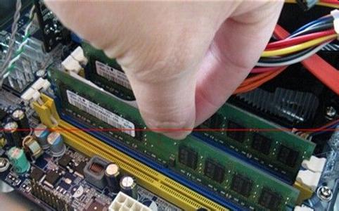 电脑内存条不能乱加!先算算你的电脑最大支持多少G吧