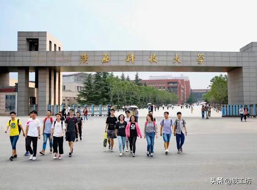 “轻工”领域4所名校，都不是211，但实力强，近几年排名表现好