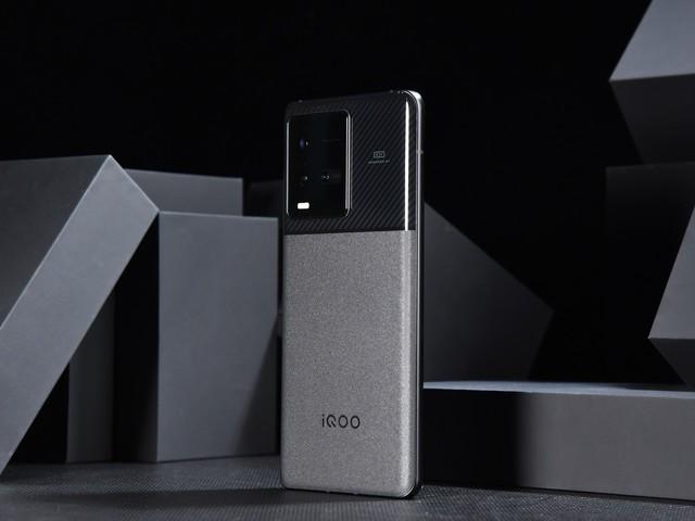 谁是3K+元性能王者？iQOO/红米/华为多款手机游戏性能对比