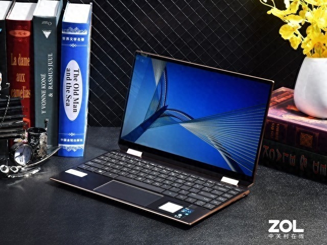 惠普Spectre x360 14:高颜值、值得剁手的优质轻薄本