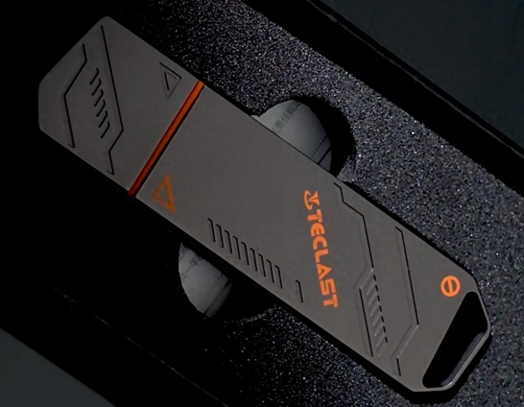 2023年U盘怎么选?手机、电脑、汽车都适用,台电四款U盘深度解析