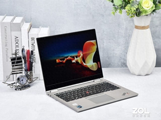 钛合金的最薄二合一 体验ThinkPad X1 Titanium