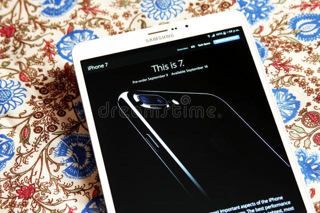 2023手机界巅峰对决：苹果 vs. 三星，你会选择哪款？