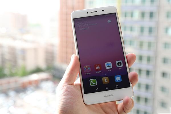 华为中兴NOKIA三款新品领衔 2017年千元机配置卖点解析