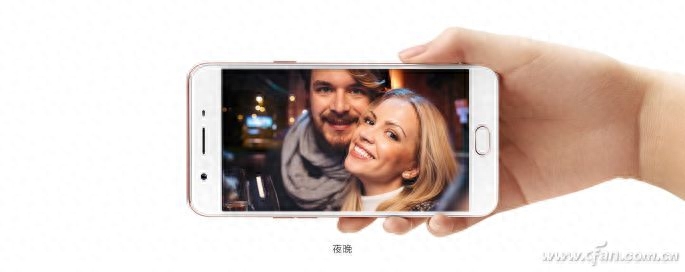 苹果很纳闷！手机自拍为啥美颜可以战胜真实？