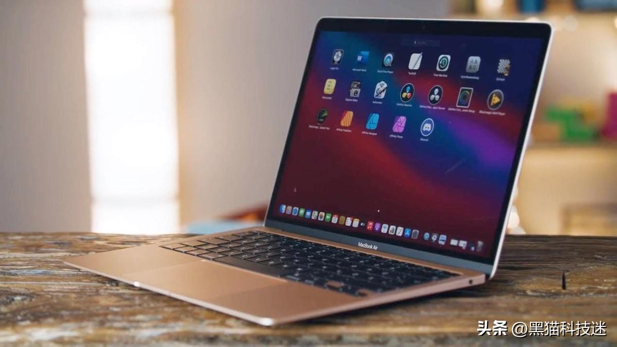 为什么懂行人都建议Mac选16GB+256GB？外接M.2固态硬盘靠谱吗
