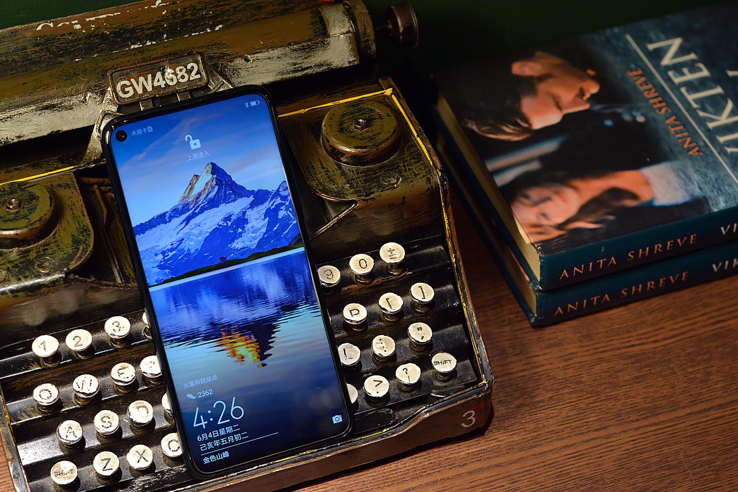 荣耀20 PRO实际上手体验如何?用户真实评测告诉你