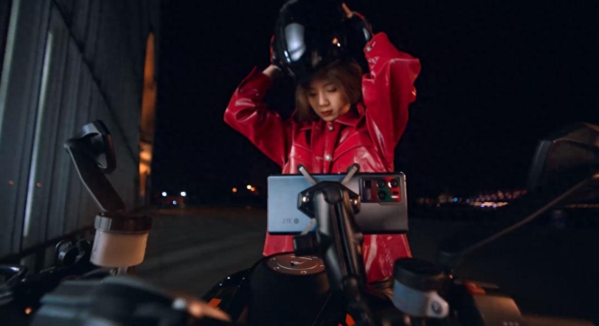 中兴Axon 30系列官宣：4月15日发布