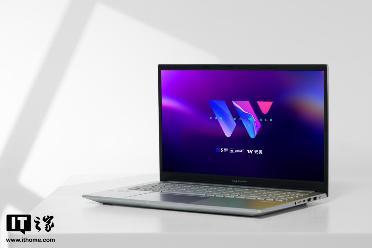 华硕无畏Pro15 2023评测：高选购价值RTX轻薄本