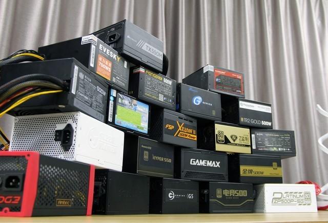 选电源别看功率看12V输出