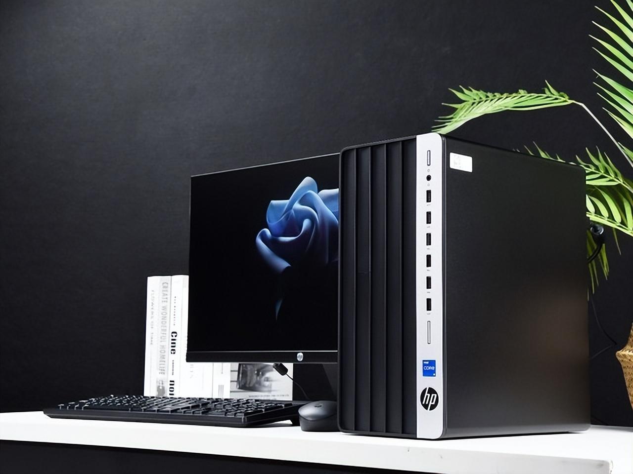 AIDA64+FurMark双开 惠普战99台式机5x24小时稳定性极限测试