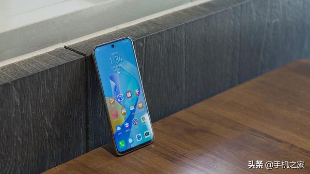 nzone s7pro是什么牌子（智选s7pro是华为的吗）
