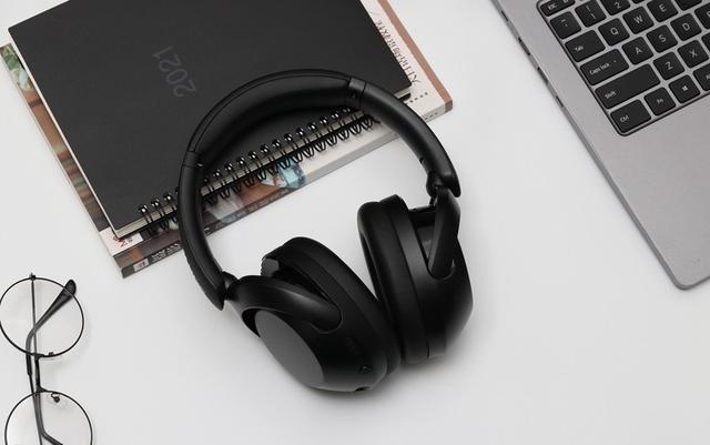 pr怎么把声音变成电音（电脑声音奇怪有电音）