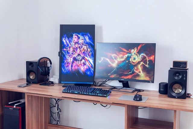 多显示器分屏win10怎么设置（win10上下分屏）