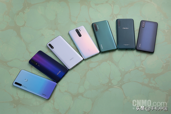 2019年七大千元旗舰横评：高性价比谁更值得选？