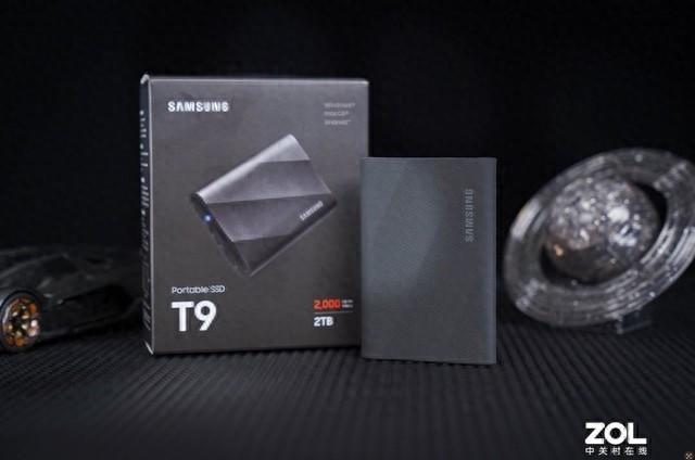 三星T9移动固态硬盘评测 2GB/s“小目标”唯快不破