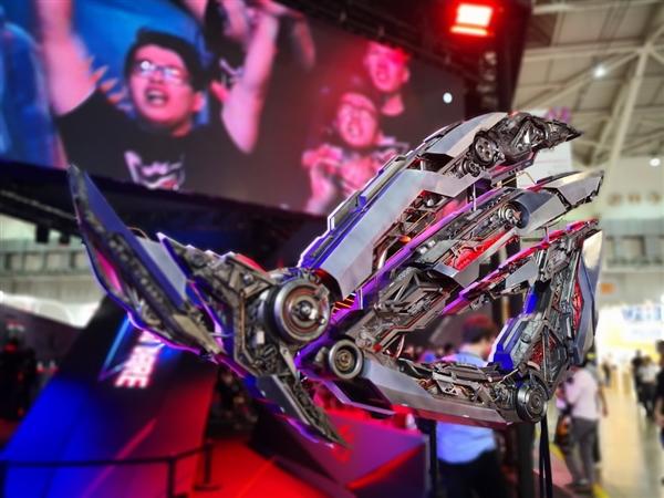 鬼斧神工!史上最大ROG败家之眼震撼亮相