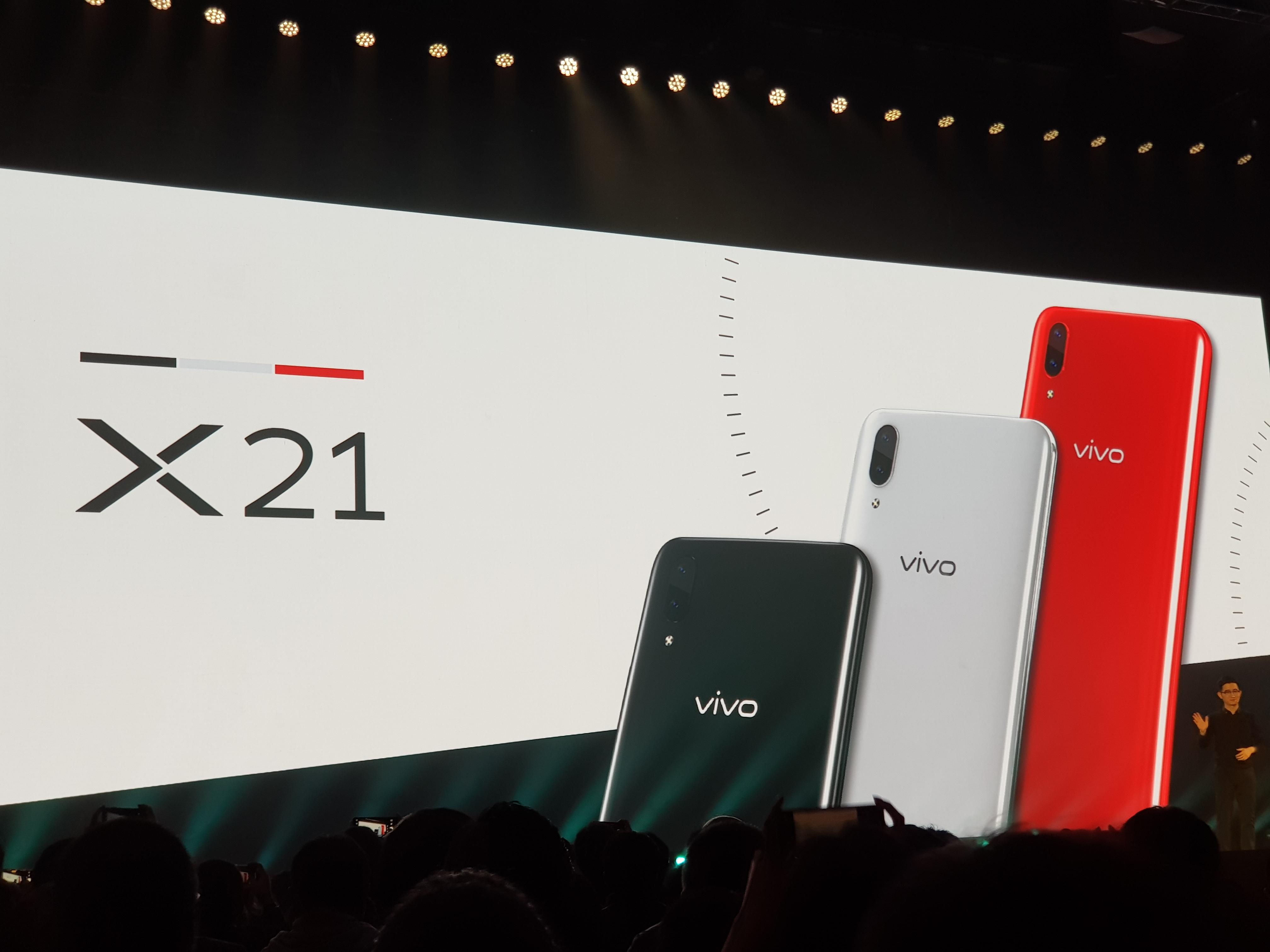 3198元！vivo X21发布：刘海屏+屏下指纹，颜控必入