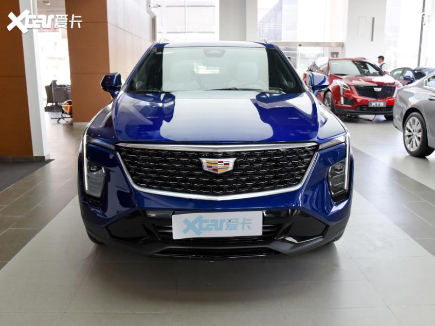 售价22.97-27.57万元 凯迪拉克全新XT4到店