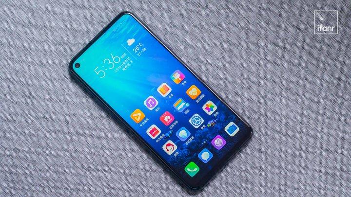 荣耀 20 Pro 评测：个性鲜明的手机，适合爱恨分明的你